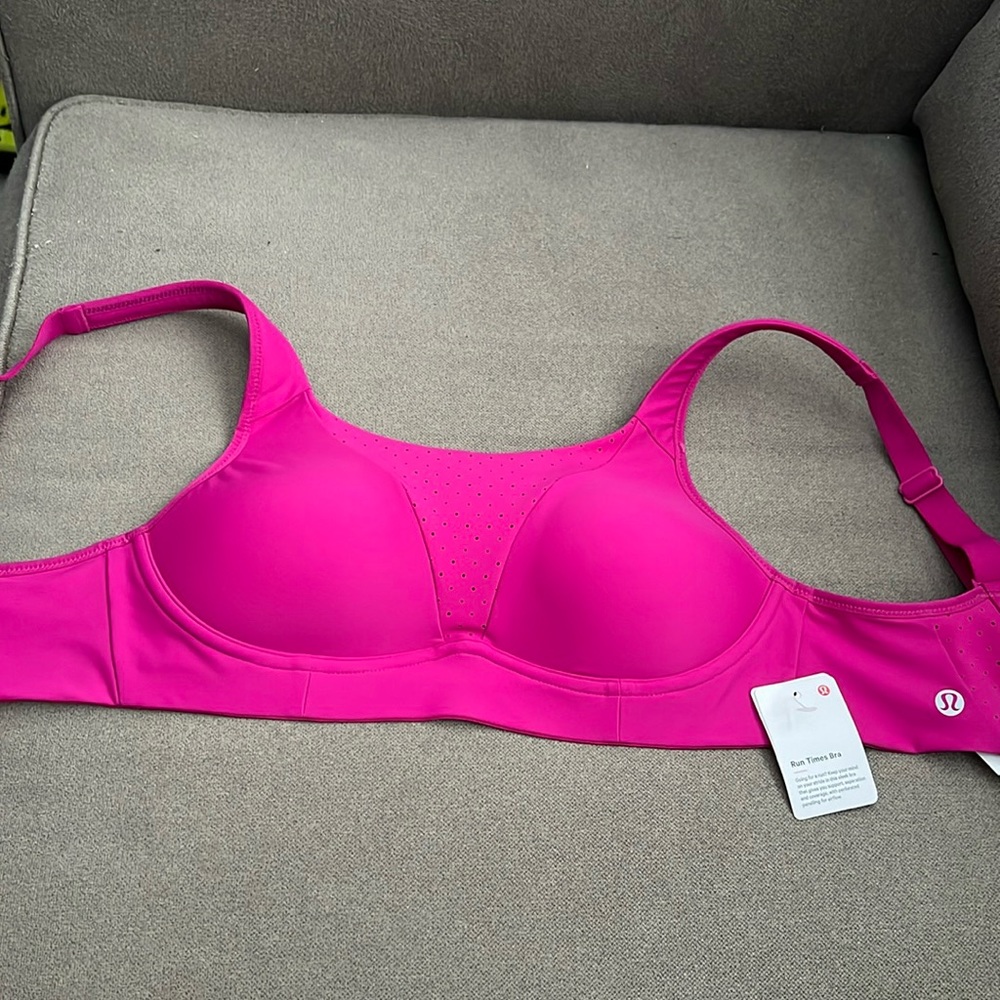 Lululemon Run Times Bra *High Support, B–G Cups Ripened Raspberry 32C NWT